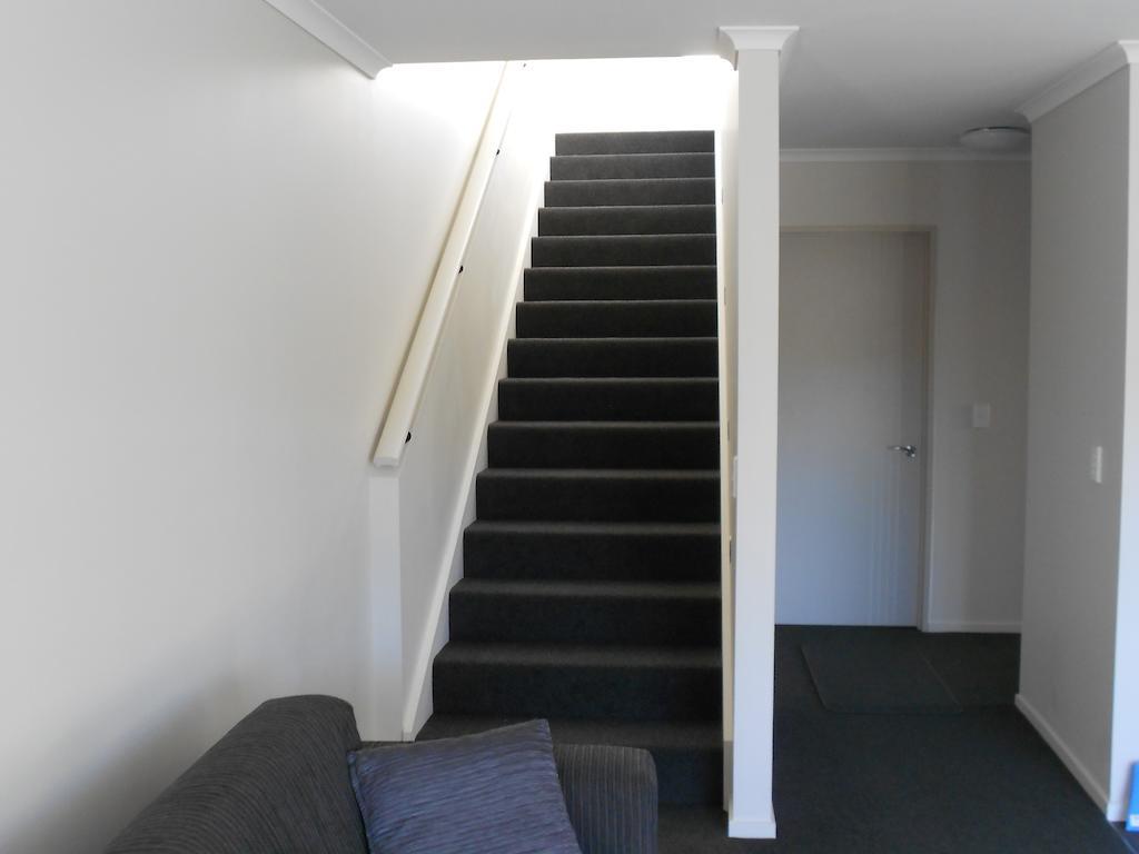Gavan Family Apartments Кромвель Экстерьер фото
